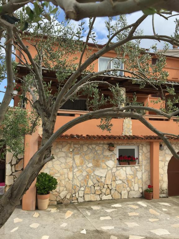 Guesthouse Tariba Supetarska Draga Exterior foto